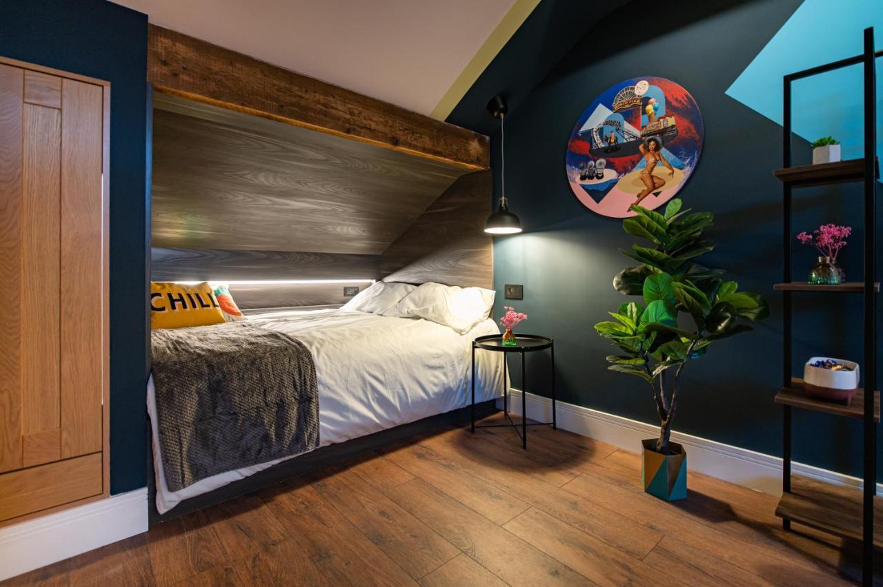The Nest - Luxury 16 Person Apt W Jacuzzi & Parking Blackpool Dış mekan fotoğraf