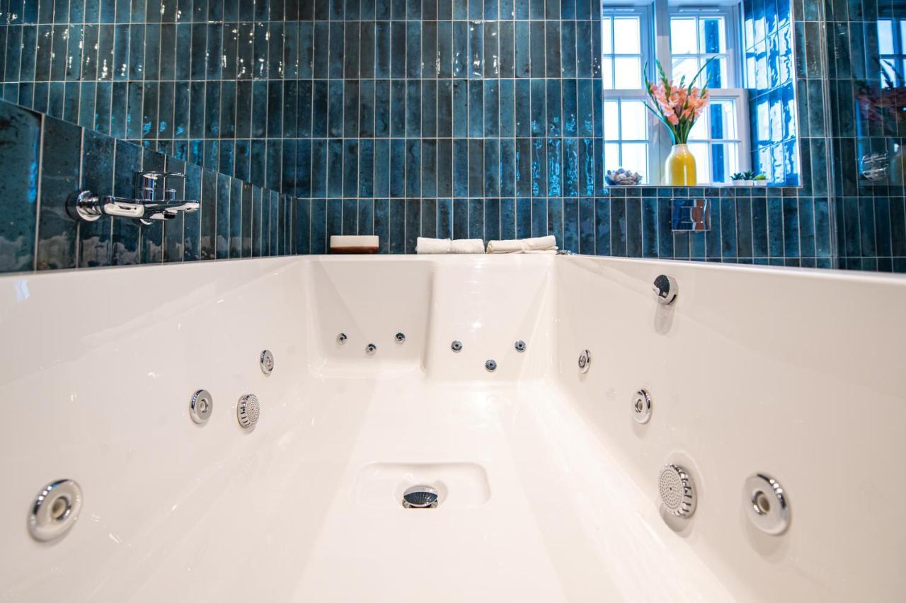 The Nest - Luxury 16 Person Apt W Jacuzzi & Parking Blackpool Dış mekan fotoğraf